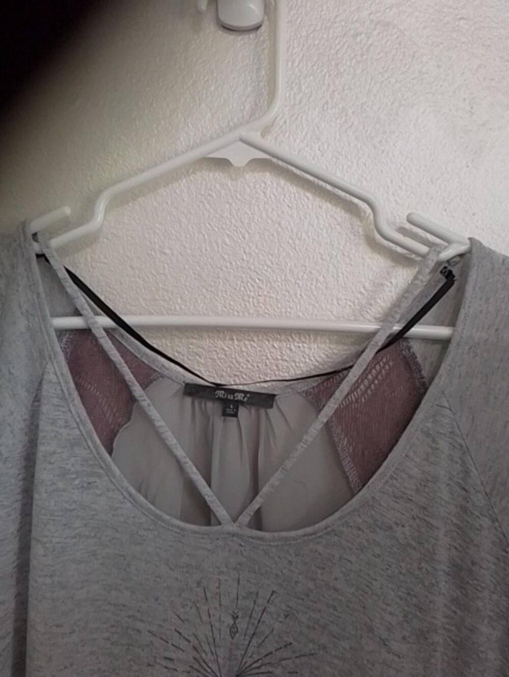 Miss Me Light Gray Dreamcatcher Scoop Neck Womens Top - Picture 2 of 6